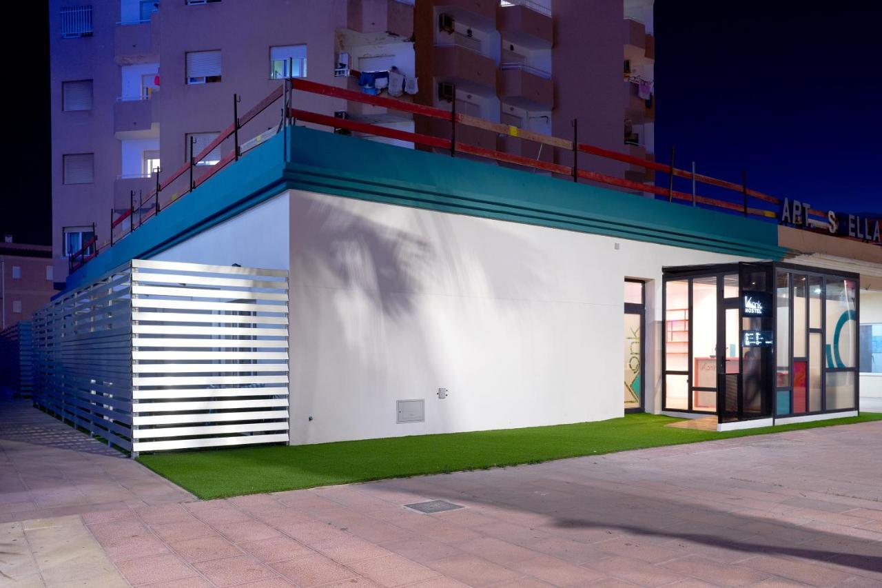 Konk Hostel La Manga del Mar Menor Exterior photo